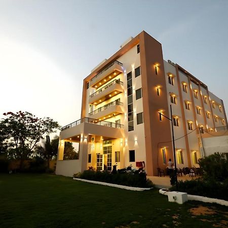 Sun Stone Hotel & Club - Jawai Sheoganj Eksteriør bilde