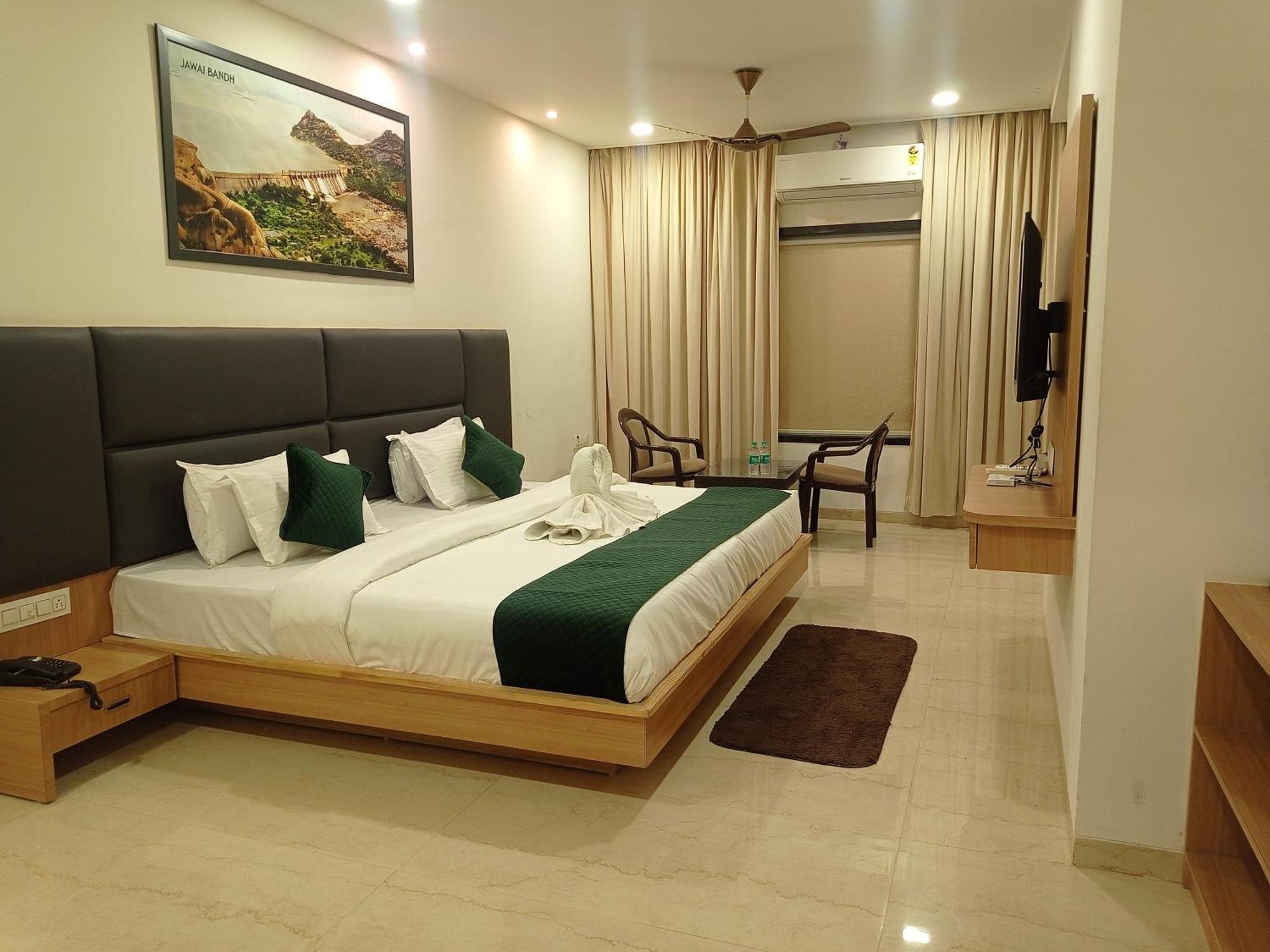 Sun Stone Hotel & Club - Jawai Sheoganj Eksteriør bilde