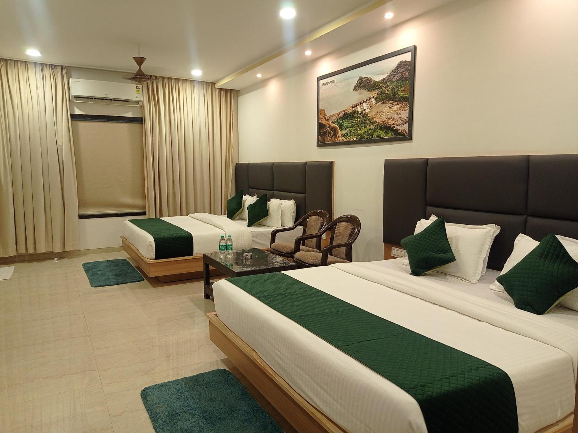 Sun Stone Hotel & Club - Jawai Sheoganj Eksteriør bilde