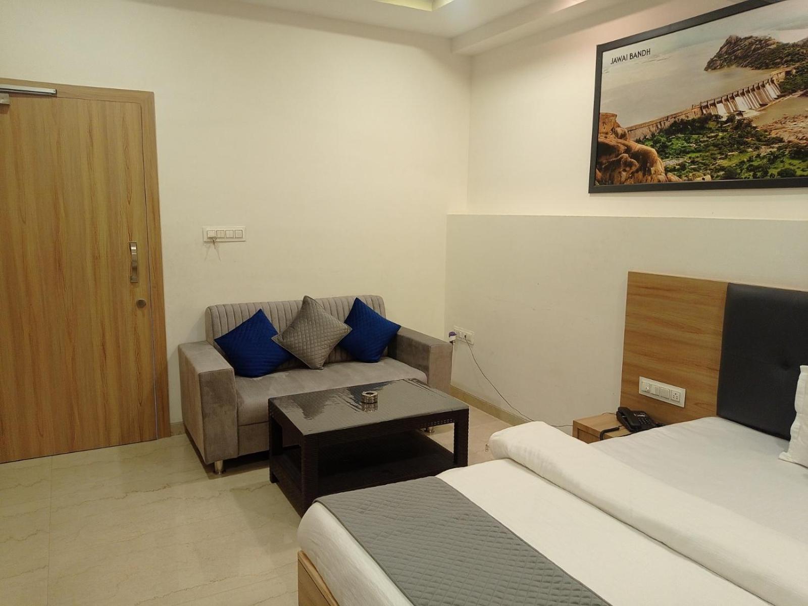 Sun Stone Hotel & Club - Jawai Sheoganj Eksteriør bilde