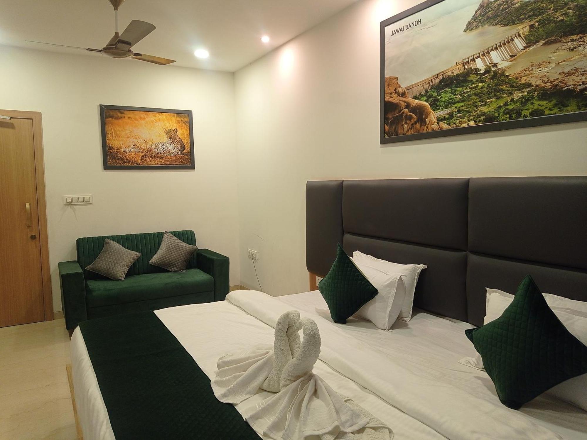 Sun Stone Hotel & Club - Jawai Sheoganj Eksteriør bilde